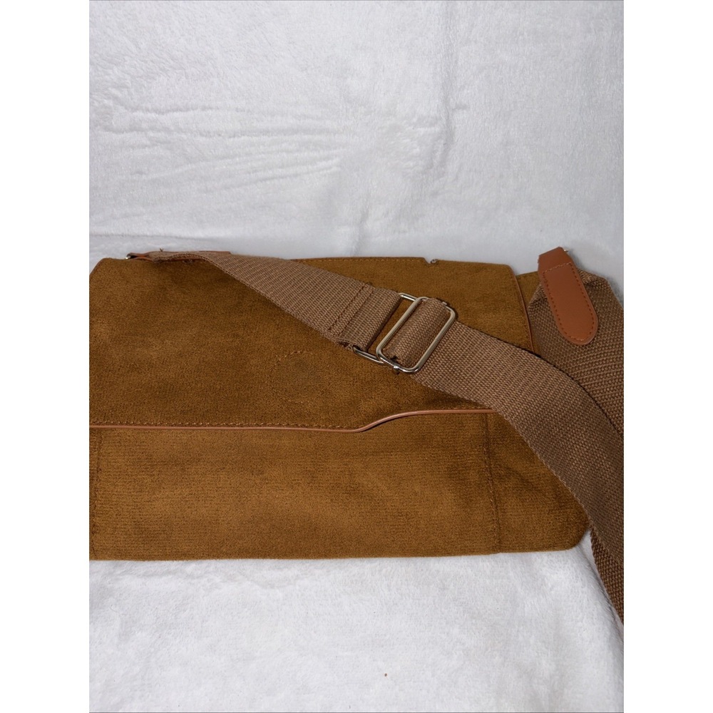 Faux Suede Slouchy Envelope Crossbody/Messenger Bag Woven Strap Modern Casual - Picture 4 of 9